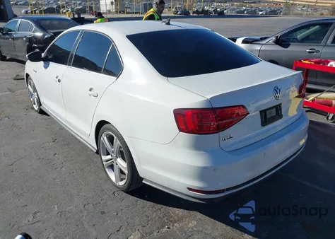 2016 Volkswagen Jetta 2.0T Gli Sel z USA, uszkodzony, nr VIN 3VW4T7AJ9GM280112